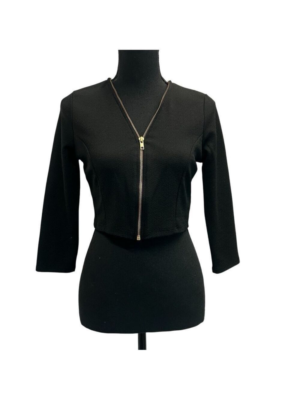 Forever 21 black long sleeve V-neck full zipper front crop top Sz L